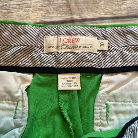 J. Crew Chino Shorts- Size 10 - Picture 2 of 3